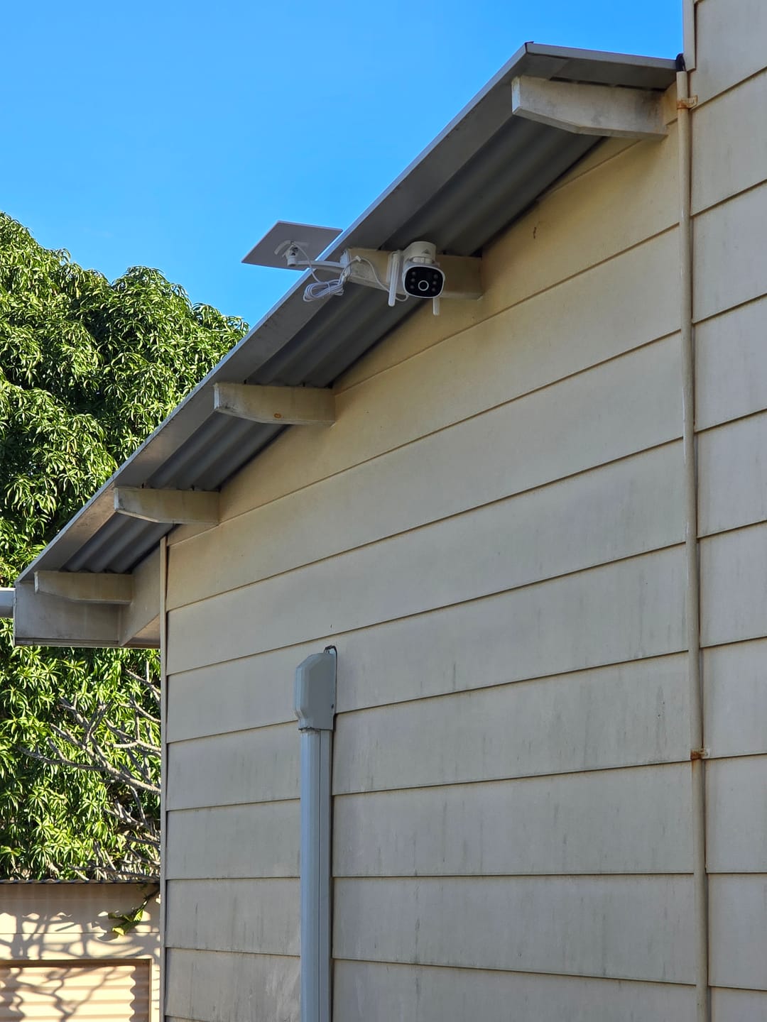 3 x Solar Camera Pro 2.0 (WIFI) Bundle