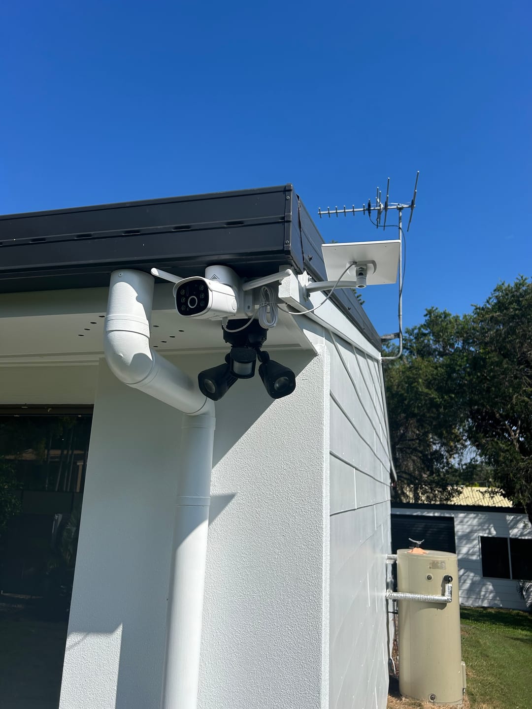 3 x Solar Camera Pro 2.0 (WIFI) Bundle
